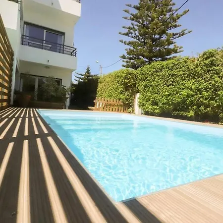 Getaway With A Shared Pool Apartman Cascais