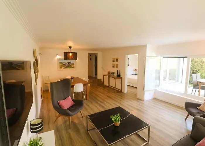 Apartamento Getaway With A Shared Pool Cascais